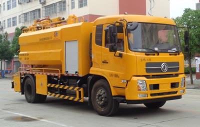 12立方東風(fēng)天錦清洗吸污車(chē)_下水道疏通清洗車(chē)_CLW5182GQW5型清洗吸污車(chē)