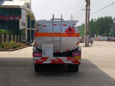 5.5方福田奧鈴加油車_小型流動(dòng)加油車_CLW5080GJYB5型加油車