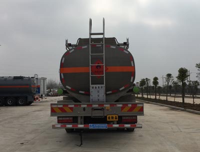 30方東風(fēng)鋁合金運(yùn)油車(chē)_20噸前四后八油罐車(chē)_CLW5320GYYLE5型鋁合金運(yùn)油車(chē)