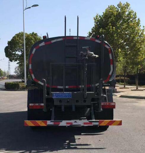 11立方東風(fēng)D9噴灑車_公路環(huán)衛(wèi)灑水車_CLW5160GSSYT6型灑水車