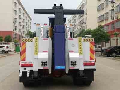 東風(fēng)d9拖吊型清障車_CLW5180TQZ6型清障車